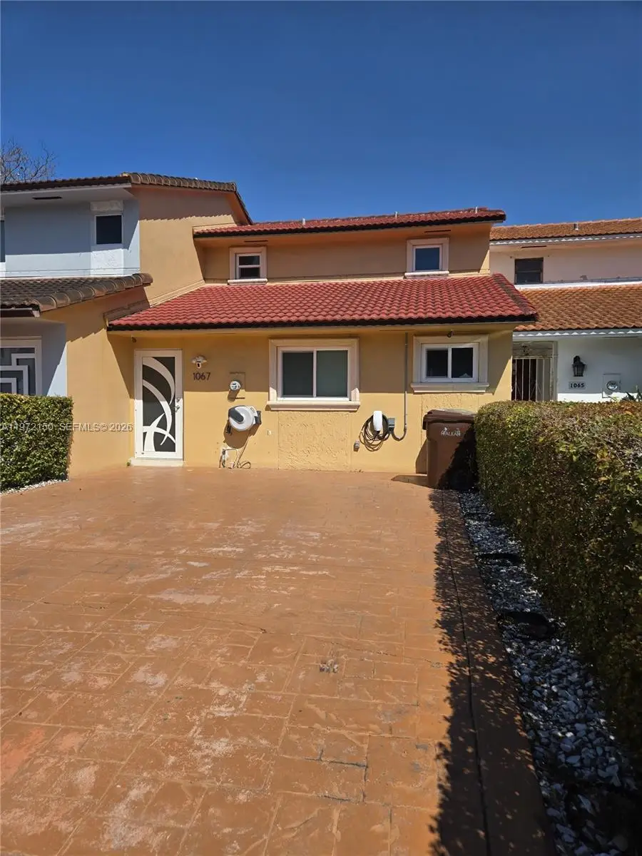1067 W 37th St, Hialeah, FL 33012 - #2