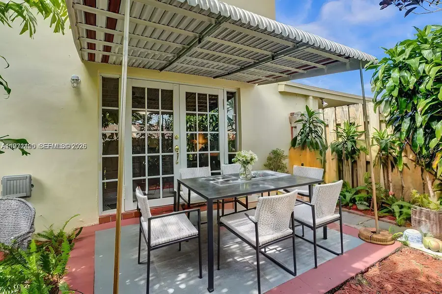 3021 NW 68th St #11G, Fort Lauderdale, FL 33309 - #2