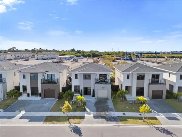 209 NW 13th Pl, Florida City, FL 33034