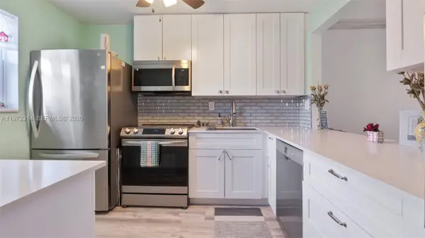 8605 W Sample Rd #202, Coral Springs, FL 33065