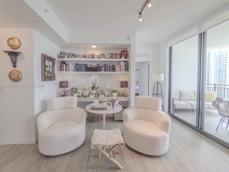 999 SW 1st Ave #3204, Miami, FL 33130 - #2