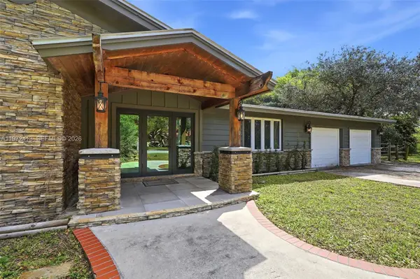 400 Farmington Dr, Plantation, FL 33317