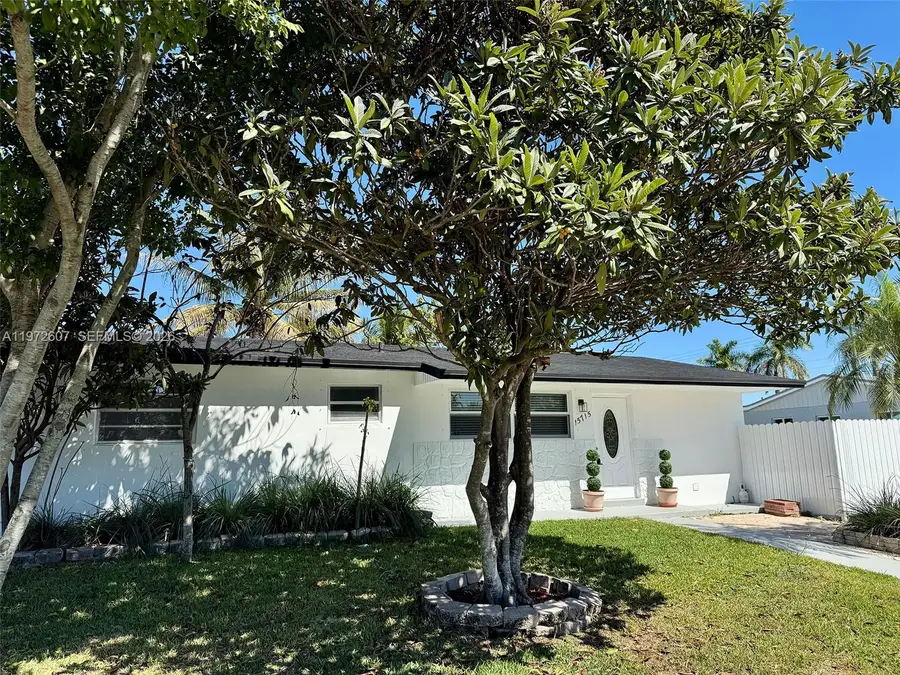 15715 SW 302nd Ter, Homestead, FL 33033 - #2