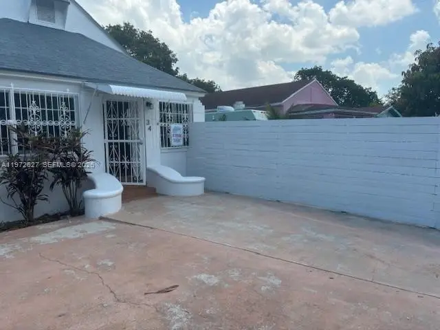 34 NW 69th St, Miami, FL 33150 - #3