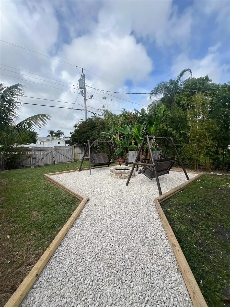 1304 N 40th Ave, Hollywood, FL 33021 - #2