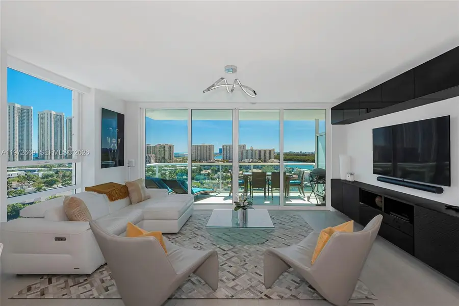 400 Sunny Isles Blvd #1222 SE CORNER UNIT, Sunny Isles Beach, FL 33160 - #3