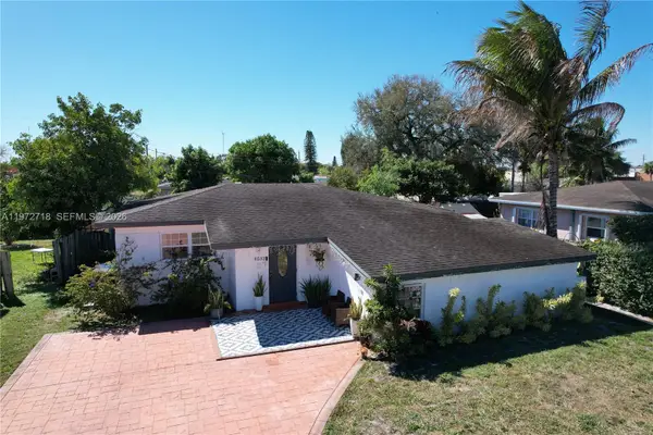 6532 Mayo St, Hollywood, FL 33023