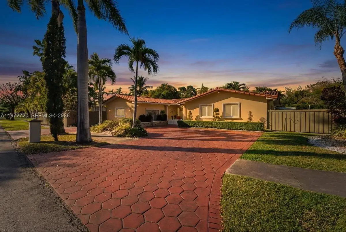 9475 SW 70th St, Miami, FL 33173 - #1