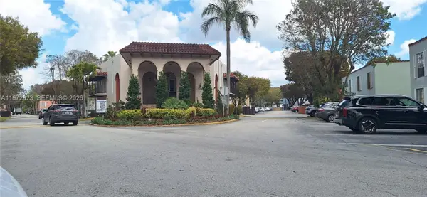 10832 N Kendall Dr #U16, Kendall, FL 33176