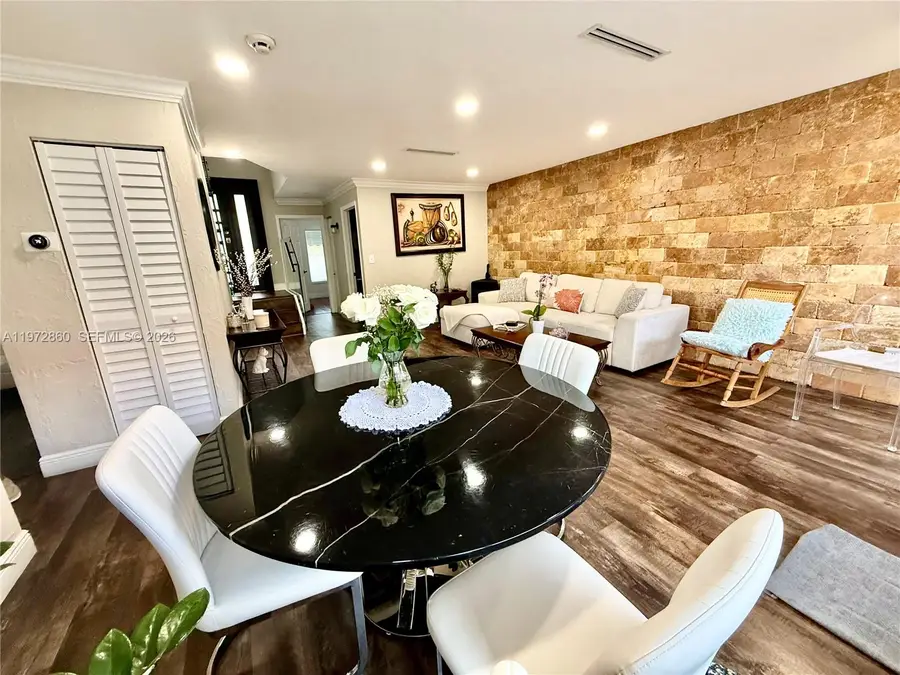 8648 NW 1st Ln, Miami, FL 33126 - #3