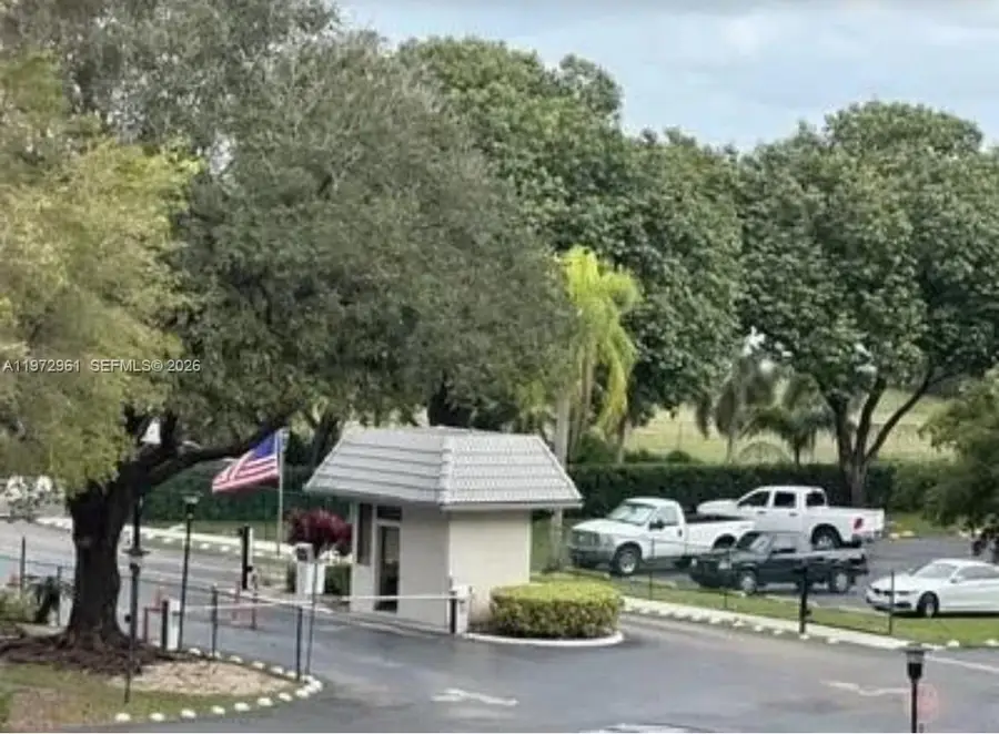 5860 NW 44th St #208, Lauderhill, FL 33319 - #2