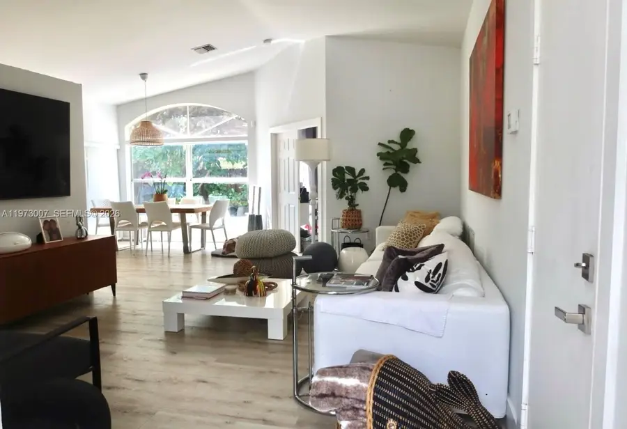 5862 NW 113th Pl, Doral, FL 33178 - #3