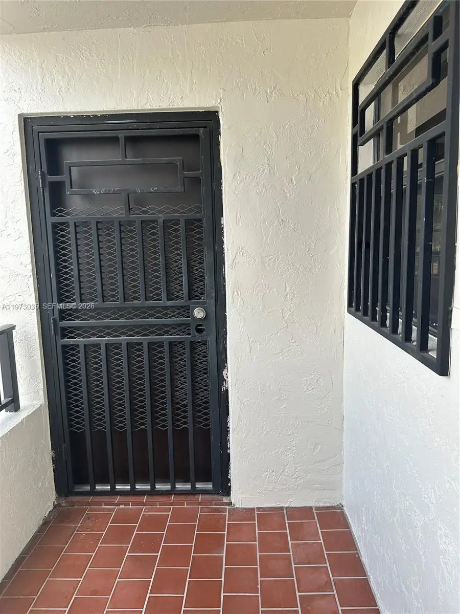 10839 NW 7th St #12-24, Miami, FL 33172 - #2