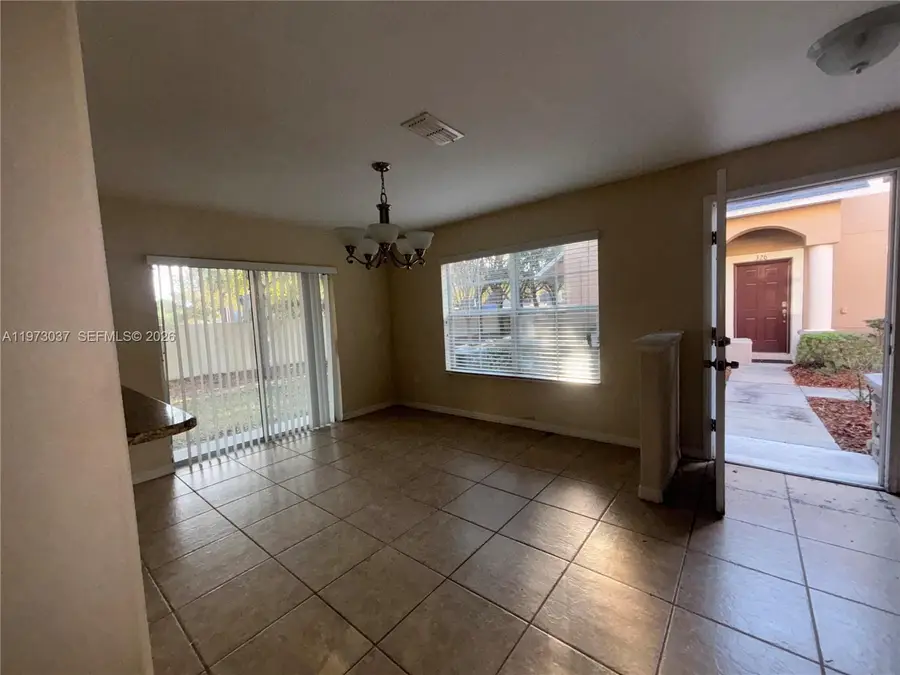 362 Carina Cir, Sanford, FL 32773 - #2