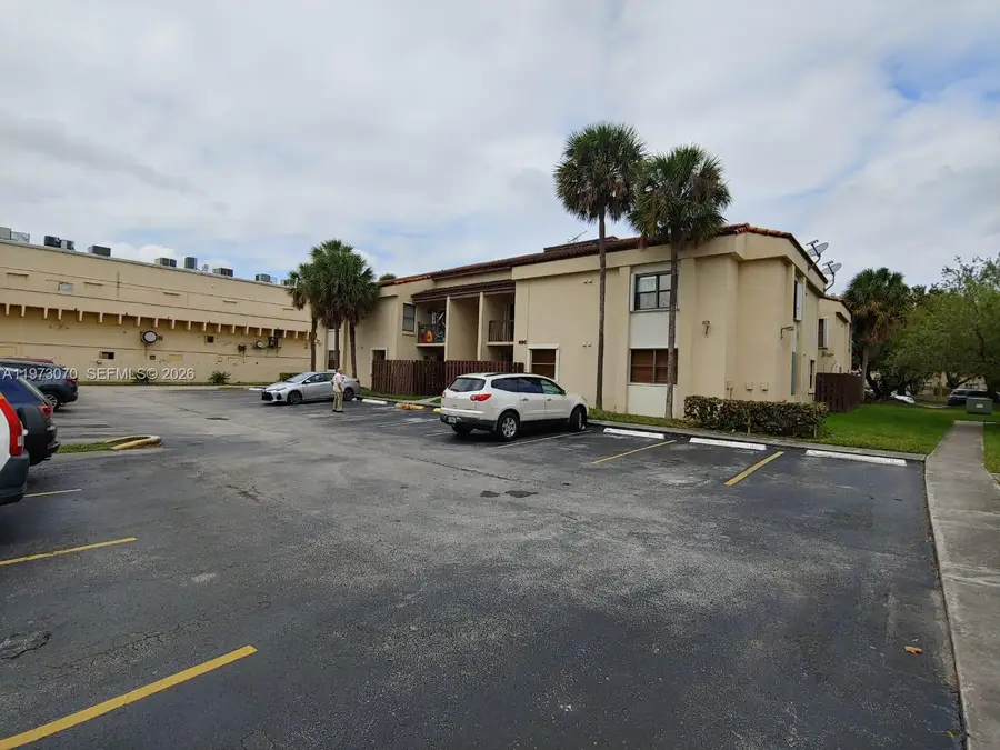 690 W Park Dr #2-204, Miami, FL 33172 - #3