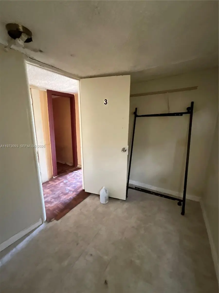 7464 NW 17th Ave, Miami, FL 33147 - #3