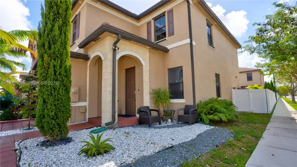 3494 W 106th Ter, Hialeah, FL 33018