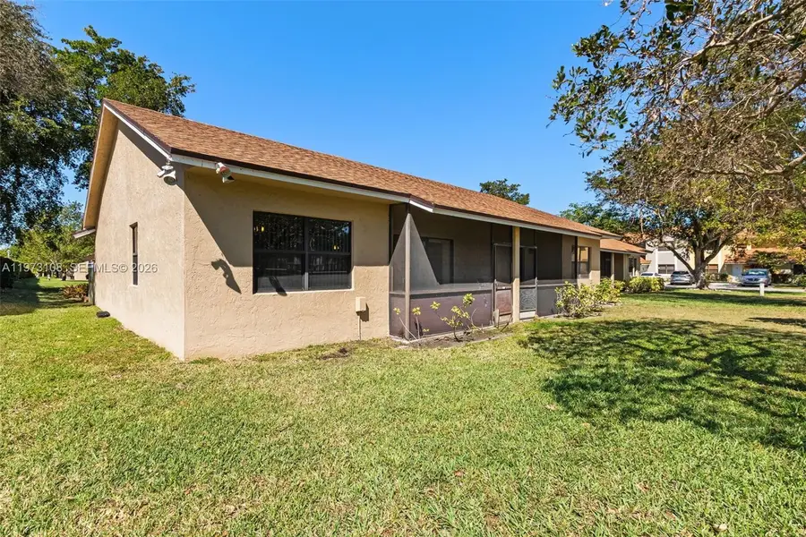 5356 Gate Lake Rd #5356, Tamarac, FL 33319 - #3