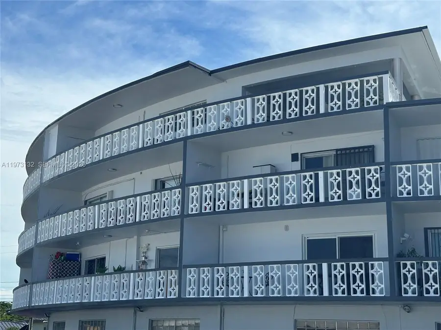11 SW 52nd Ave #3C, Miami, FL 33134 - #2
