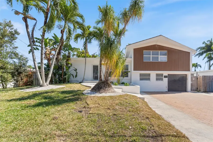 2548 Tortugas Ln, Fort Lauderdale, FL 33312 - #2