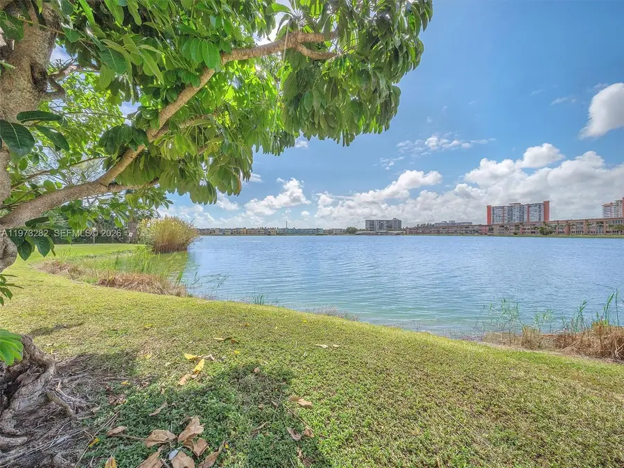 1530 NE 191st St #306, Miami, FL 33179 - #3