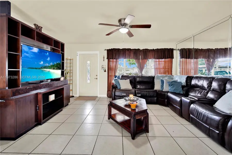 7320 NW 2nd St, Pembroke Pines, FL 33024 - #3