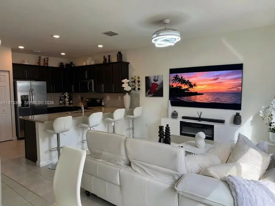 3400 W 92nd Pl, Hialeah, FL 33018 - #3