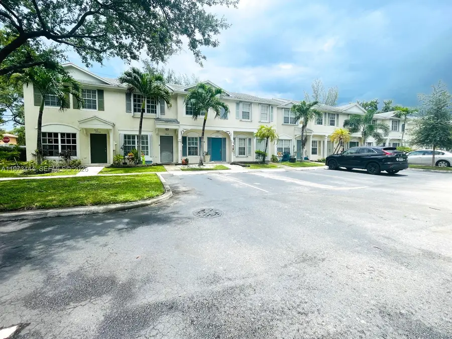 4904 SW 31st Ter, Dania Beach, FL 33312 - #2