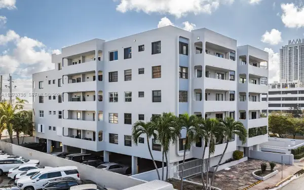 6725 Harding Ave #204, Miami Beach, FL 33141