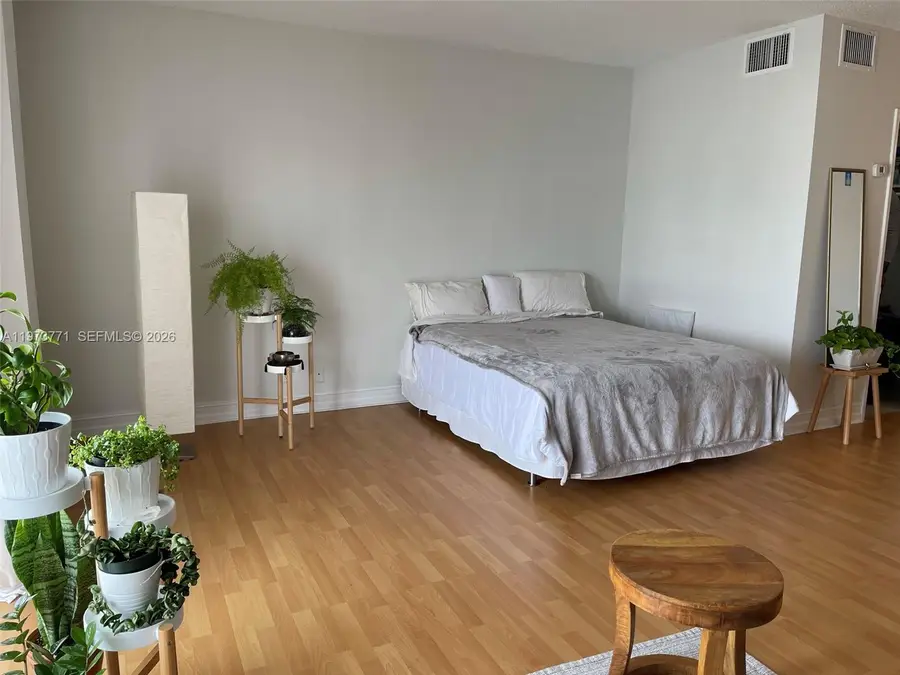 1455 N Treasure Dr #6D, North Bay Village, FL 33141 - #3