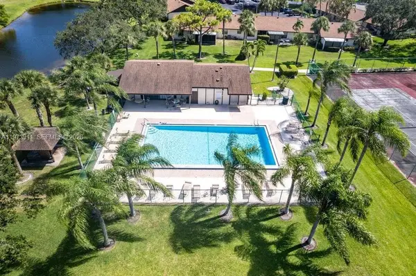 79 Via De Casas Norte, Boynton Beach, FL 33426