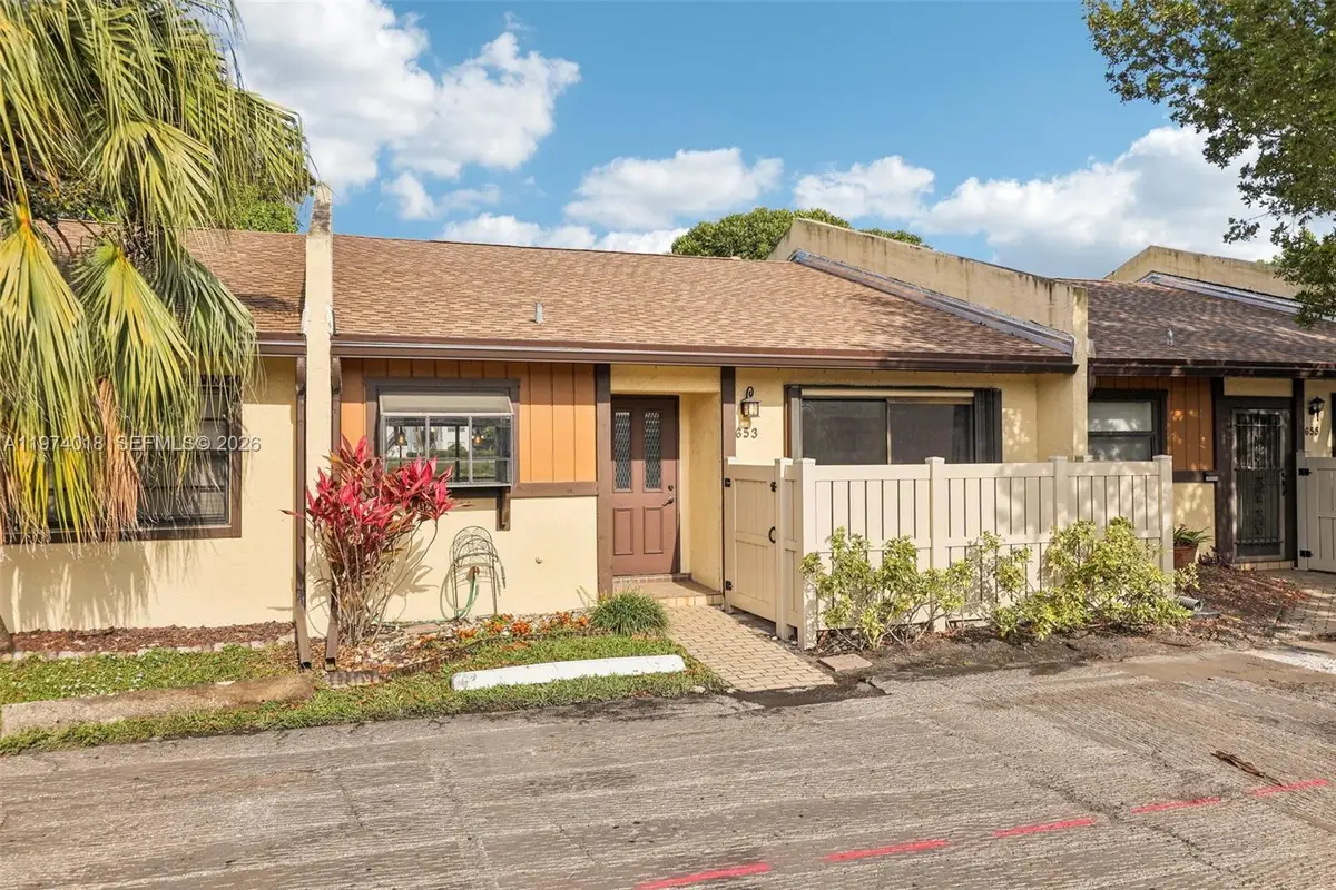 653 Banks Rd, Margate, FL 33063 - #1