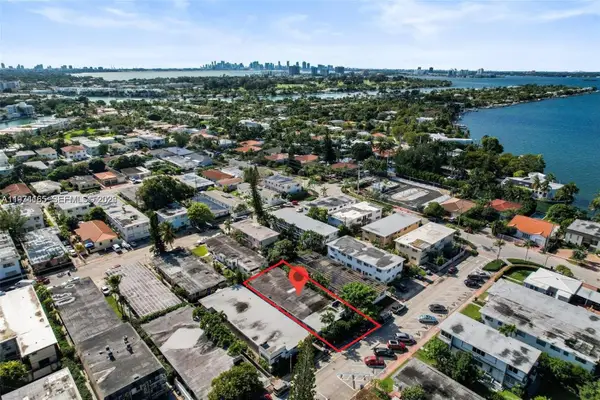 810 82nd St, Miami Beach, FL 33141