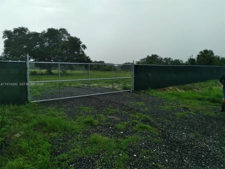 615 N Brida Street, Clewiston, FL 33440 - #3