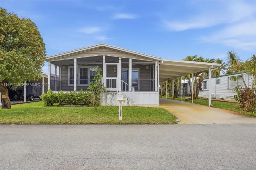 2325 SW 83rd Ave, Davie, FL 33324 - #3