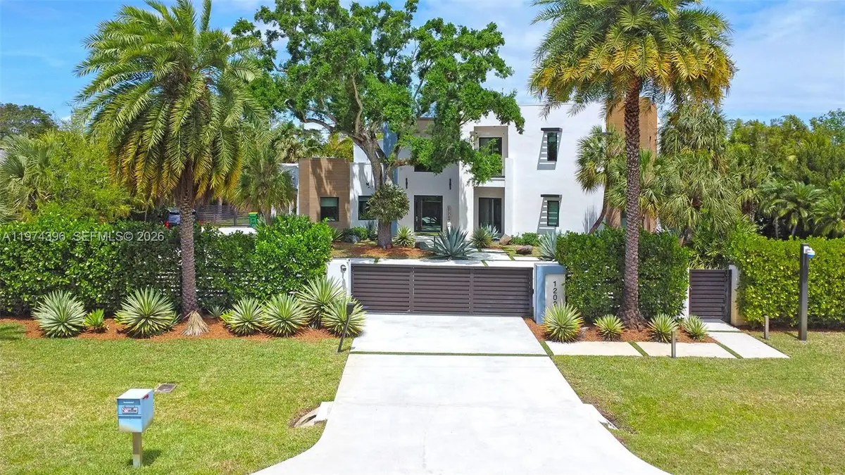 12021 NW 4th St, Plantation, FL 33325 - #1