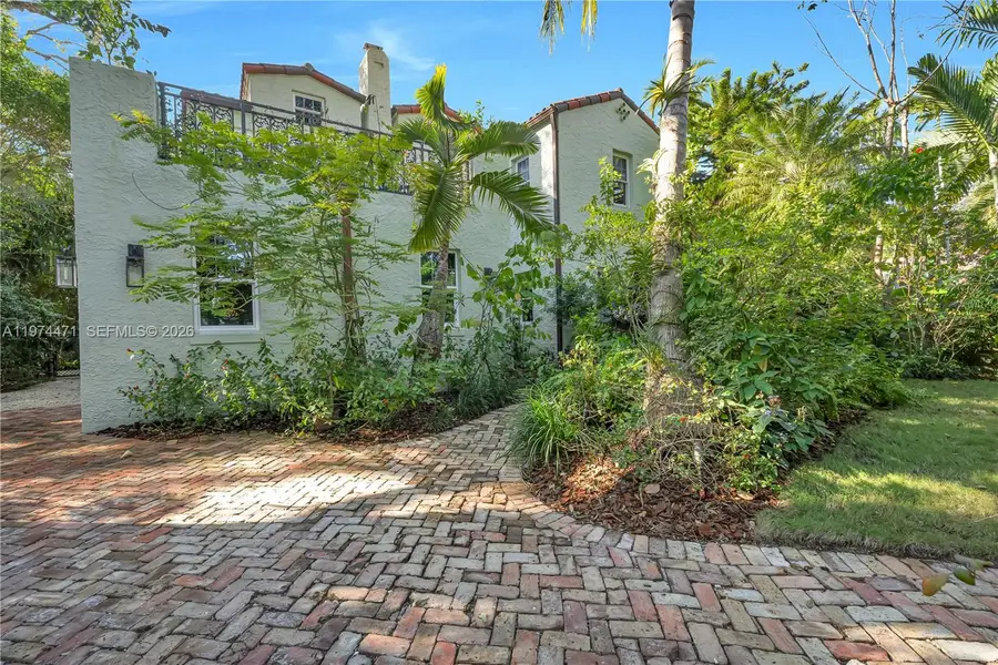 1720 Espanola Dr, Miami, FL 33133 - #2