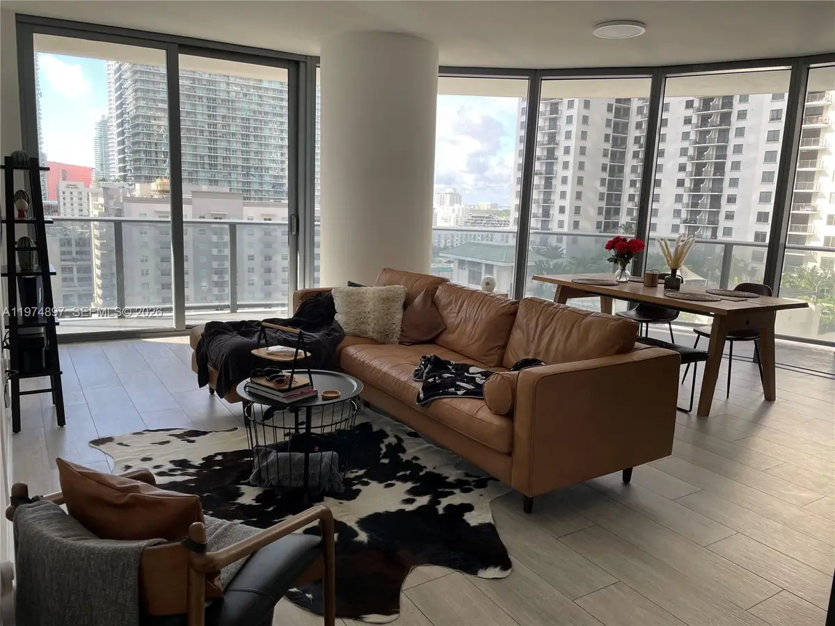 45 SW 9th St #1206, Miami, FL 33130 - #1