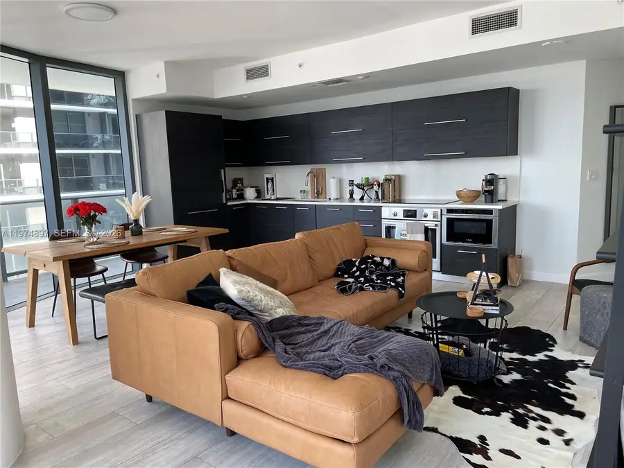 45 SW 9th St #1206, Miami, FL 33130 - #2