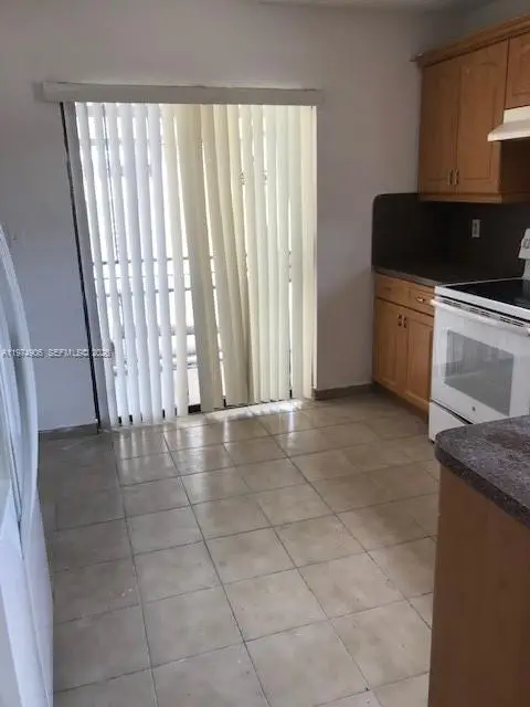 5400 W 20th Ave #101, Hialeah, FL 33016