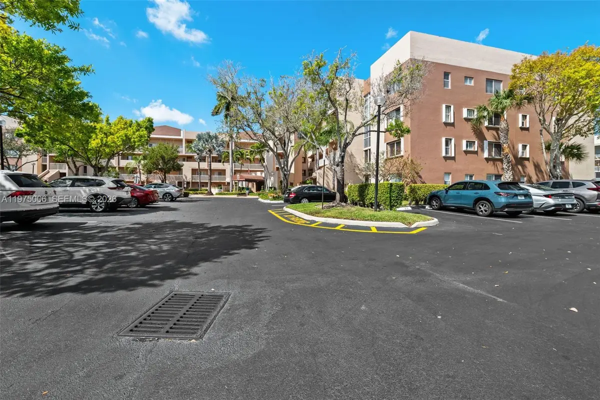 7641 Granville Dr #209, Tamarac, FL 33321 - #1