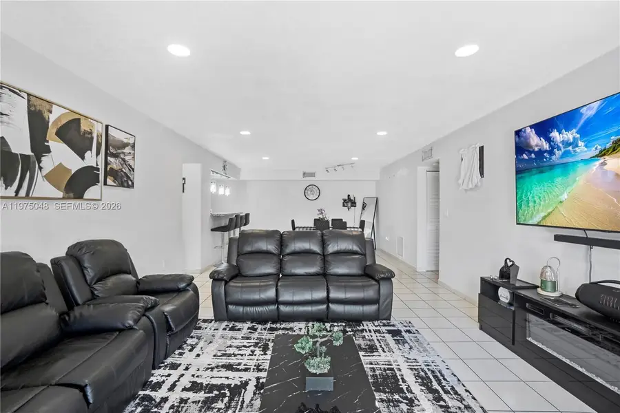 9403 SW 76th St #Y17, Miami, FL 33173 - #3