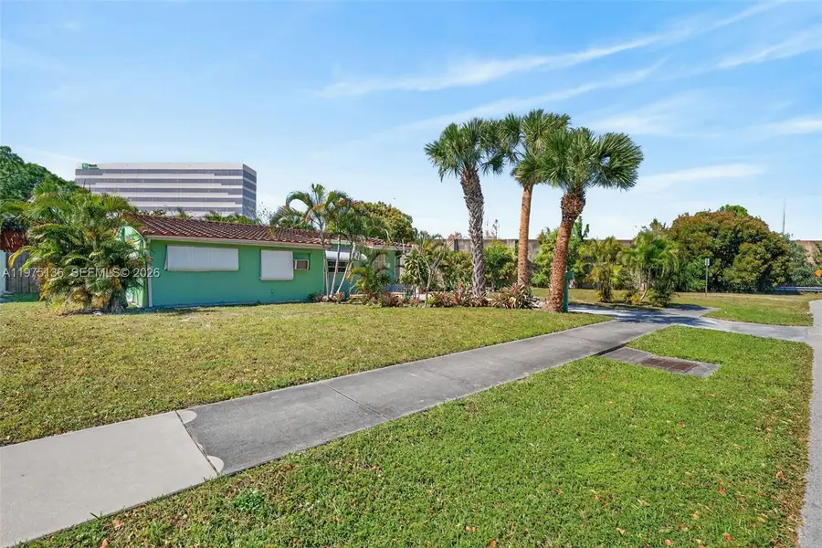 5931 NE 1st Ave, Oakland Park, FL 33334 - #3
