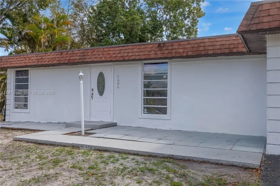 7906 NW 74th Ave, Tamarac, FL 33321 - #2