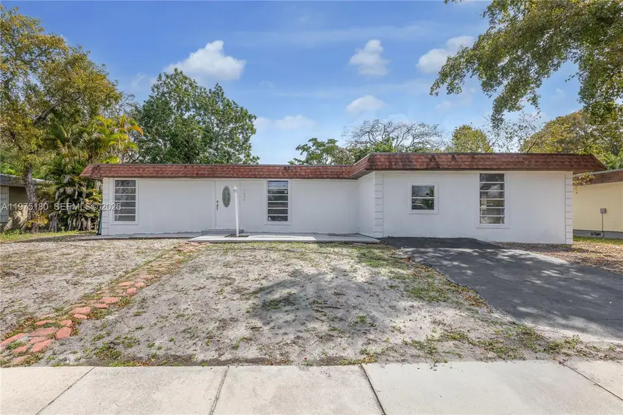 7906 NW 74th Ave, Tamarac, FL 33321 - #3