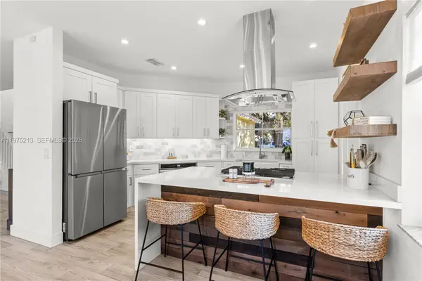 20775 NW 1st St, Pembroke Pines, FL 33029