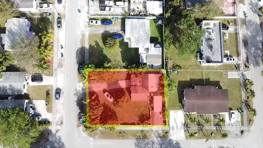 1086 NW 101st St, Miami, FL 33150 - #2