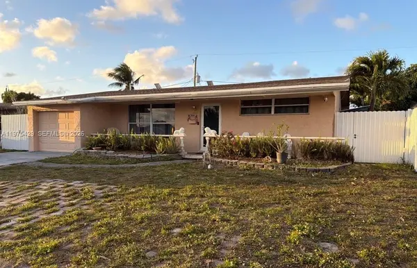 8641 NW 25th Ct, Sunrise, FL 33322