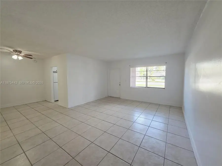 4160 NW 21st St #124D, Lauderhill, FL 33313 - #2