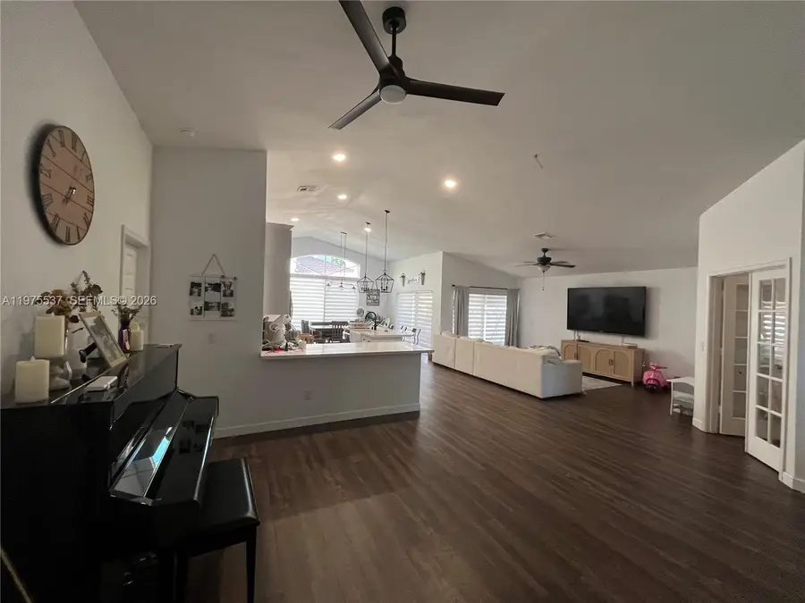 17901 NW 19th St, Pembroke Pines, FL 33029 - #3